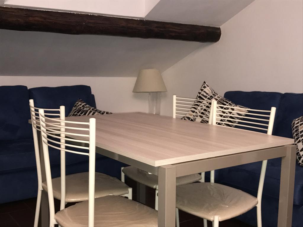 Charming Apartment The Castle มิลาน ภายนอก รูปภาพ