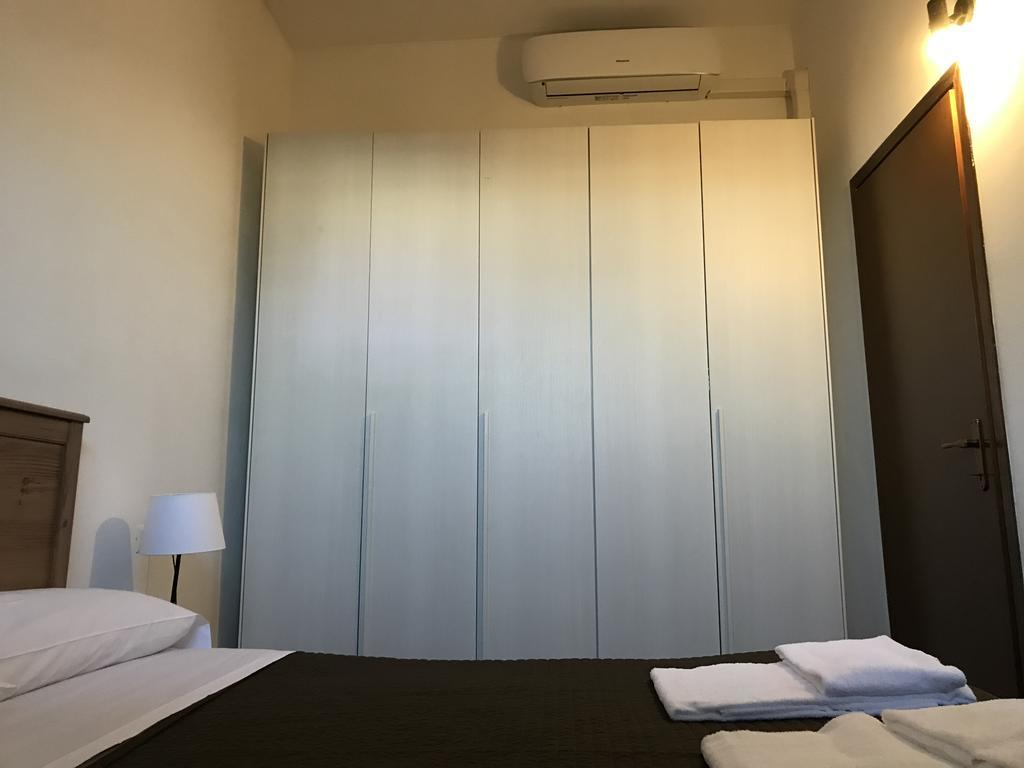 Charming Apartment The Castle มิลาน ภายนอก รูปภาพ